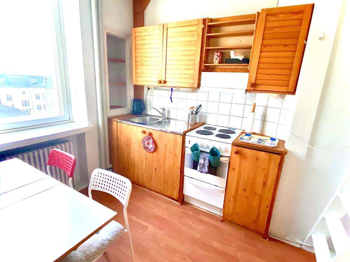 Small Home In Kamppi เฮลซิงกิ ภายนอก รูปภาพ