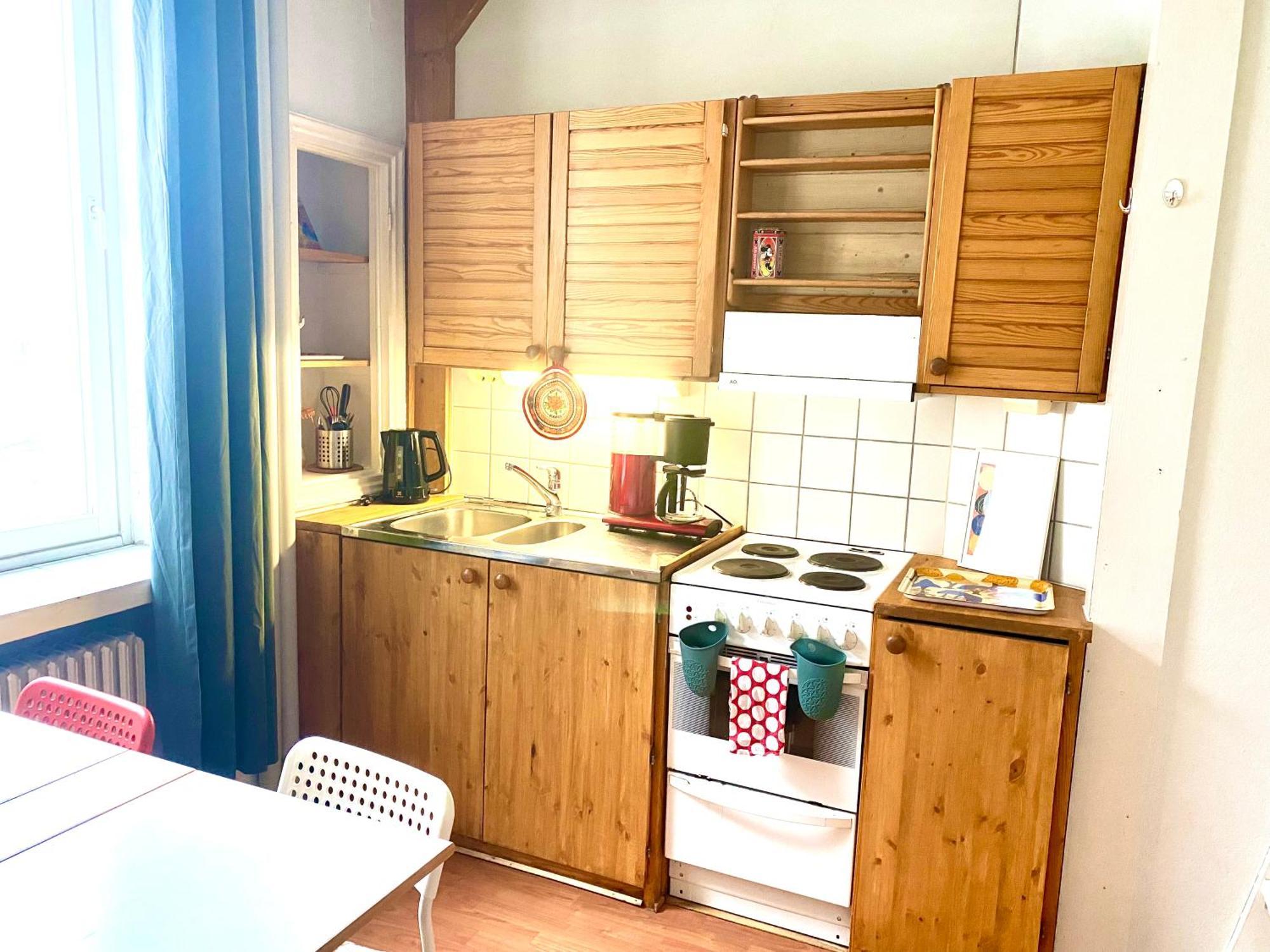 Small Home In Kamppi เฮลซิงกิ ภายนอก รูปภาพ